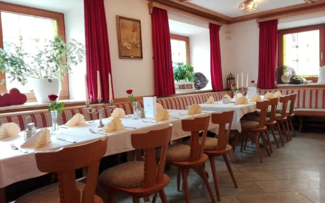 Bayerische Gastwirtschaft Dimpfl-Stadl