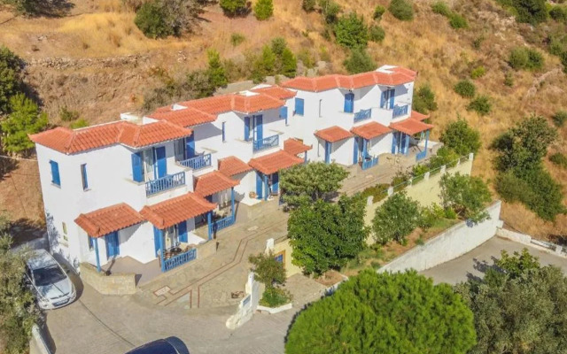 Sunrise Limnionas Apartments