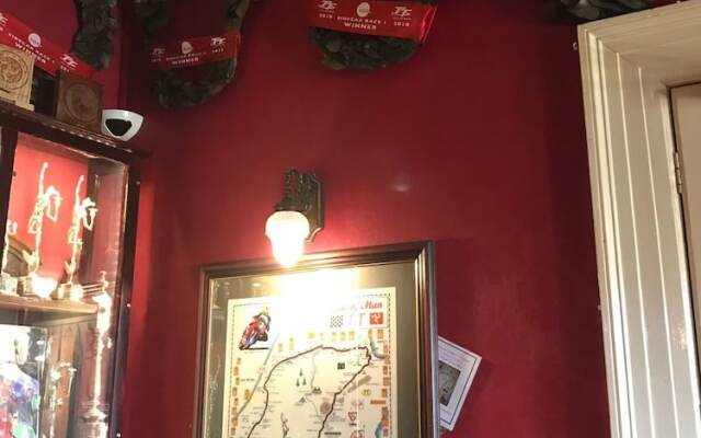 The Sulby Glen Hotel