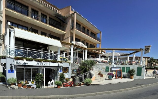 Hôtel Alizés Sénéquier