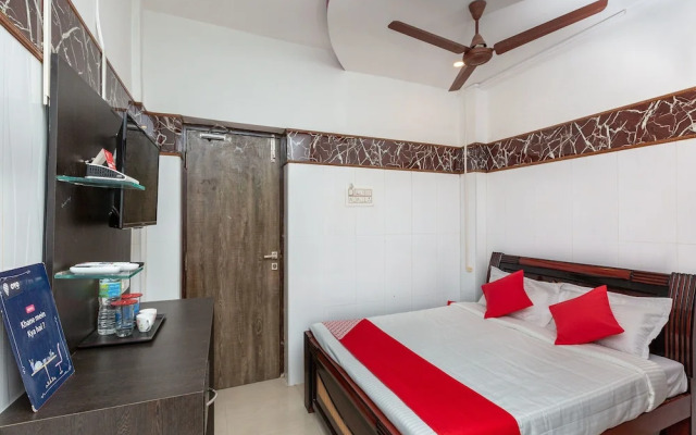 OYO 19396 Cristal Residency