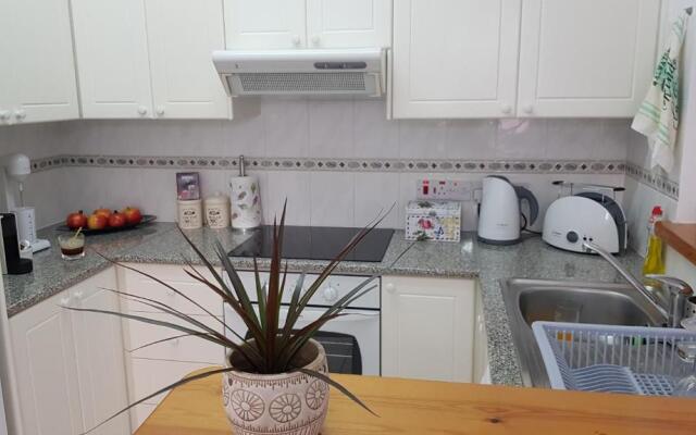 Paradise Gardens IV 2 Bd Amazing Apartment