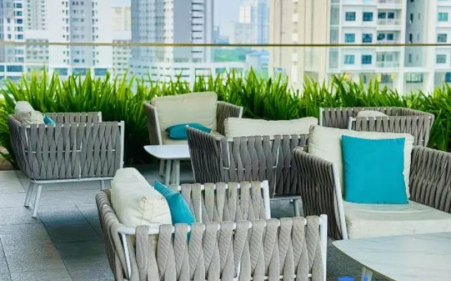 Jac Urban Suites Luxury & Premium Staycation 10pax – Outside – George Town