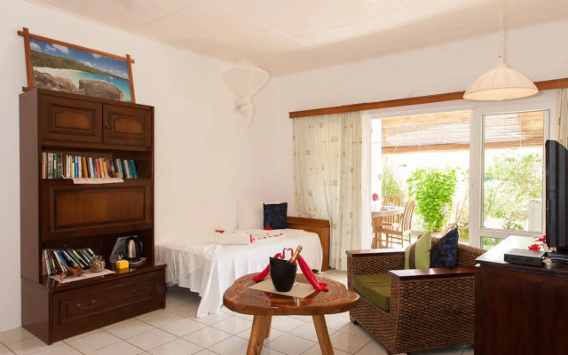 Le Relax St. Joseph Guest House