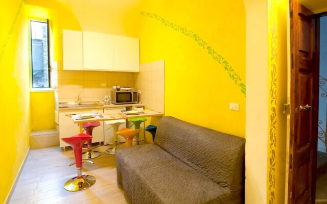 Apartment With one Bedroom in Roma, With Wifi