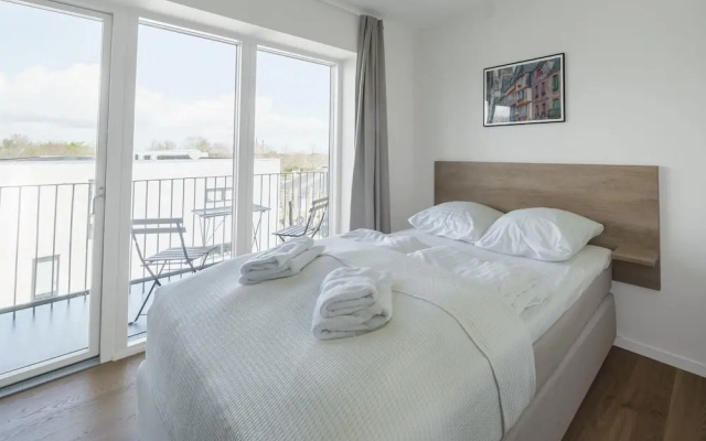 Beautiful Studio w Balcony