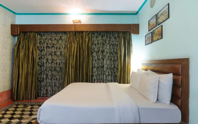 Fabhotel East View