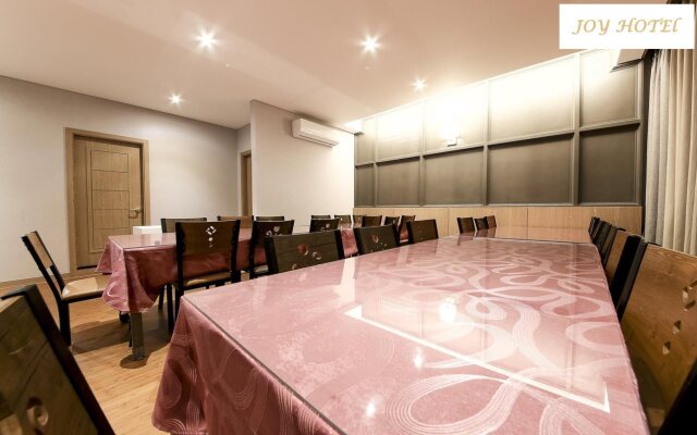 Joy Hotel