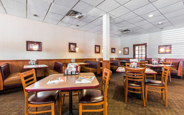 Quality Hotel Ardmore