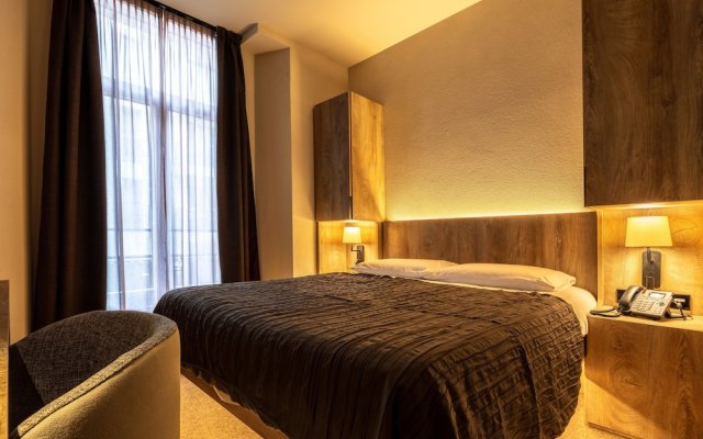 Hotel Bristol Premium in Luxembourg, Luxembourg from 166$, photos, reviews - zenhotels.com
