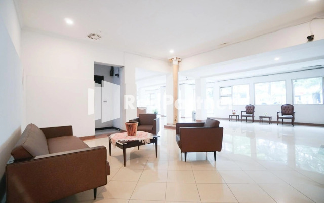 OYO 90853 Hotel Borobudur Kemayoran Syariah