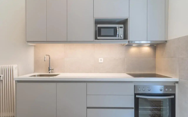 Charming 3bd apt. close to metro