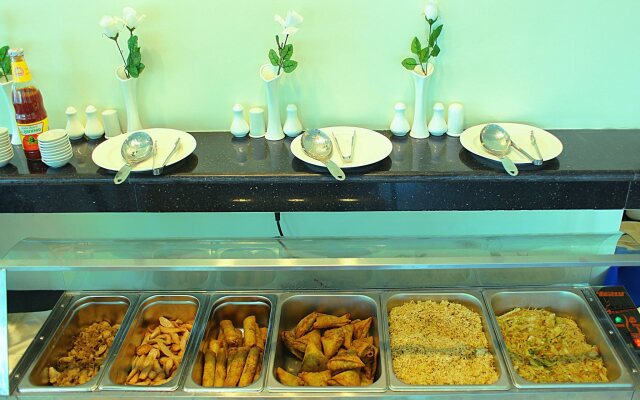 Ngwe Moe Hotel