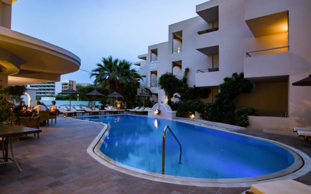 Parasol Luxury Hotel & Suites