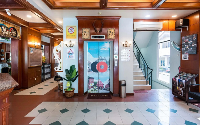 OYO 89432 Hotel Super Cowboy