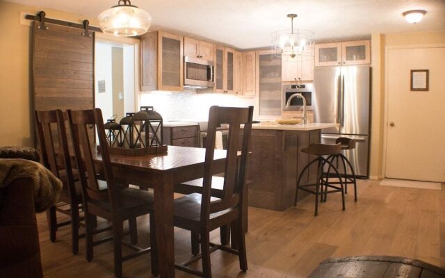 Chateaux Condominiums By Crested Butte Lodging