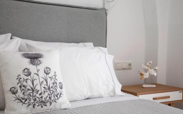 Aelia Apartments