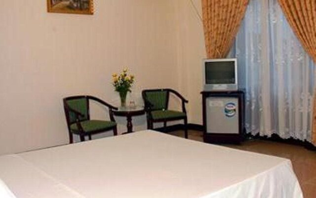 Khách Sạn Thái Ý