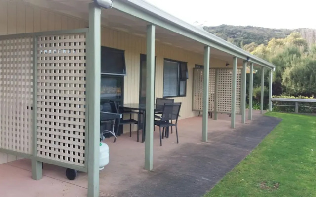Whatuwhiwhi TOP 10 Holiday Park