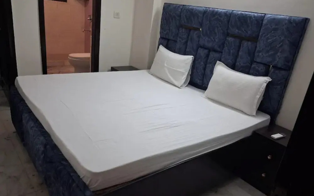 Metrolink Apartment & Suites-East Of Kailash