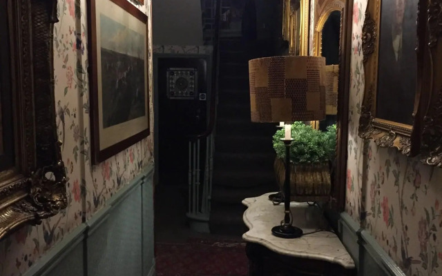 The Pavilion Hotel