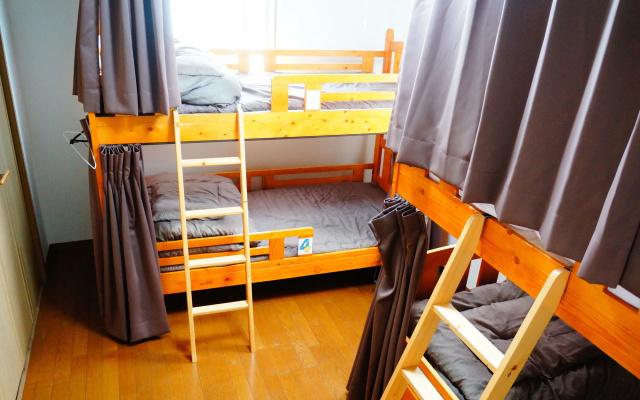 Osaka Tomato Hostel
