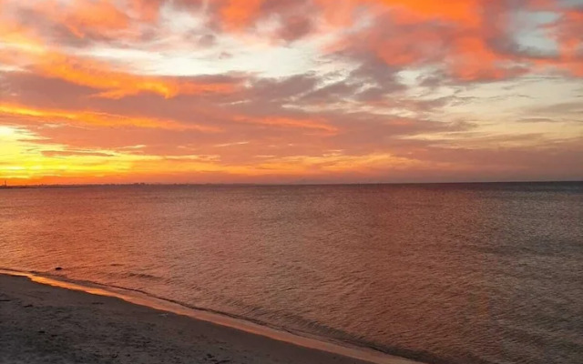 The White House on the sea