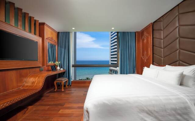 Monalisa Luxury Hotel