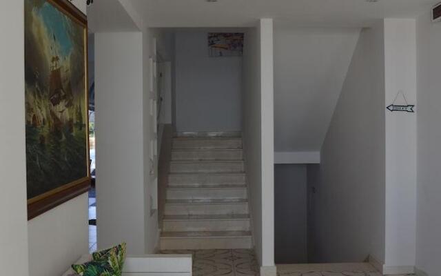 Klaton Beach Hotel