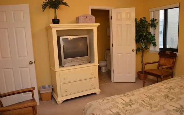 Crystal Villas Owner Associates Inc