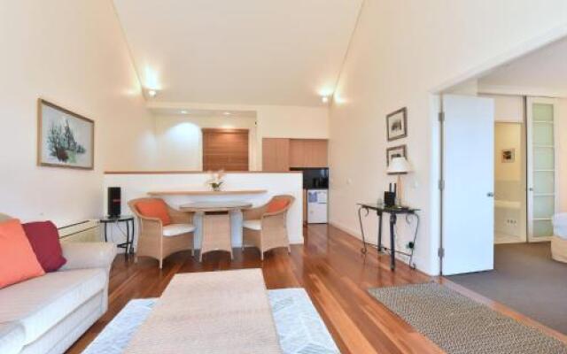 Villa Spa Executive 1br Champagne Resort Condo located within Cypress Lakes Resort (nothing is more central)