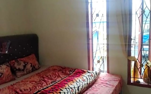 Kurnia Pandawa Homestay Syariah by Luxury Degree