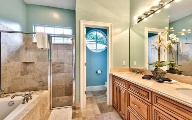Syracuse 3 Bedroom Home by NFVH