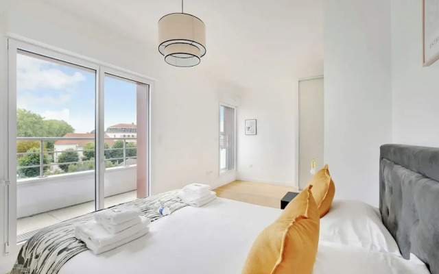 Chic Duplex With Rooftop -3bd/6p- Nogent-sur-marne