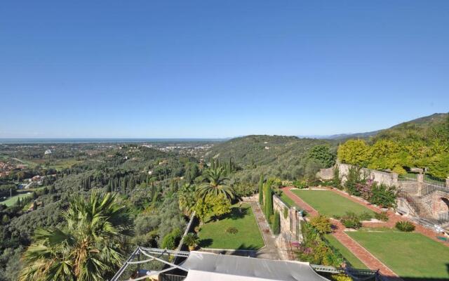 Villa Camaiore