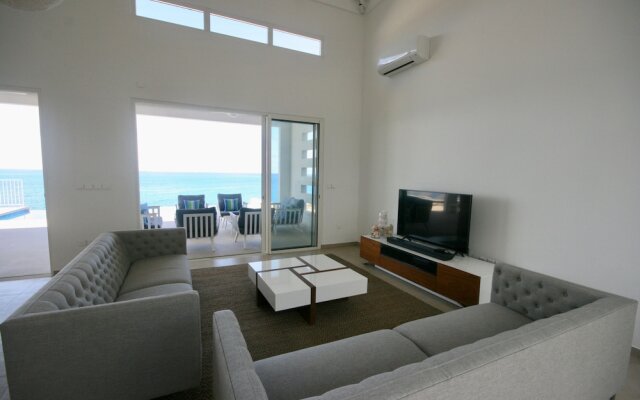 Villa Aqua by Island Properties Online