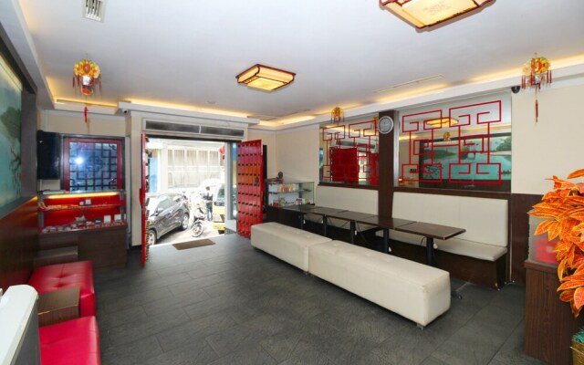 Tjiang Residence