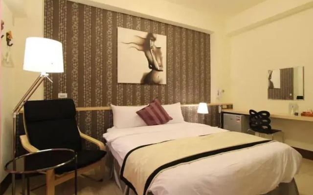 Artdeco Guest House