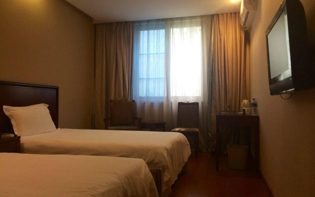 GreenTree Inn Shanghai Dongming Road Subway Station Express