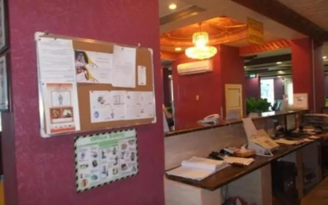 Arabian Palm Hotel