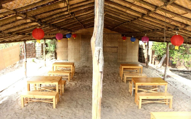 Kay's By The Sea