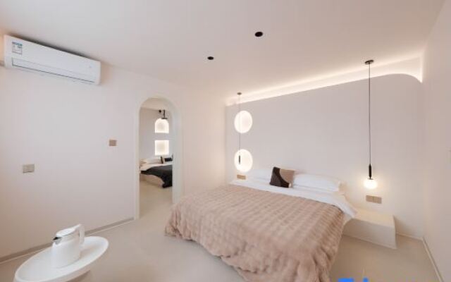 Yuqi·Banshan Homestay (Dali Ancient City South Gate)