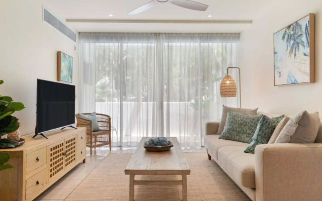 Beachfront Condo 5202 at Drift Resort