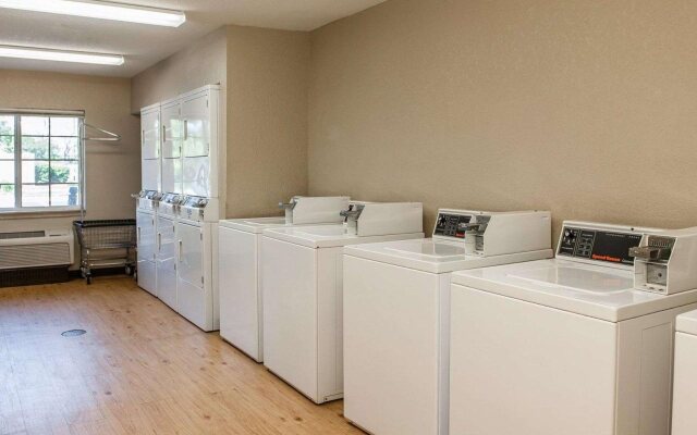 Suburban Extended Stay Hotel South Bend