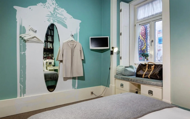 Lx Boutique Hotel
