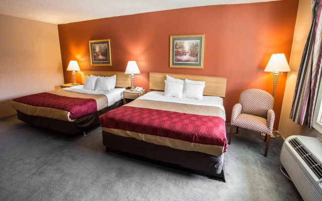 Greeneville Inn and Suites