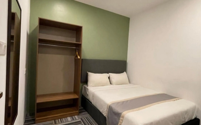 WE Hotel