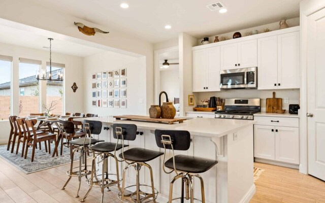 Blackbird 5 Bedroom Home