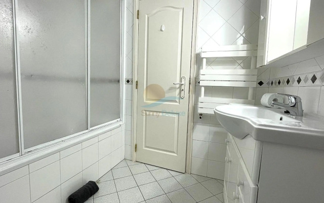 Oura Praia Hotel And Apartments