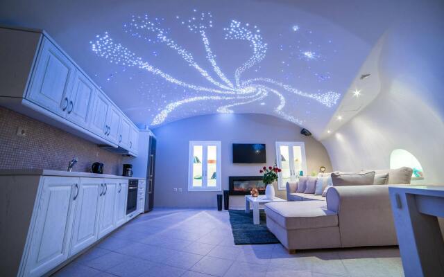 Santorini Suite Home